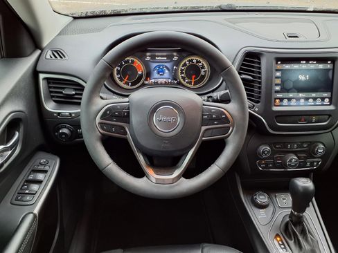 Used 2022 Jeep Cherokee Latitude Lux image 17