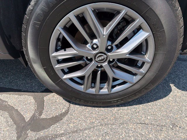 Used 2024 Nissan Rogue S AWD/4WD image 18