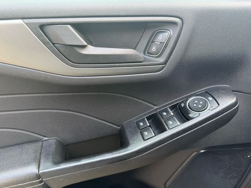 Used 2024 Ford Escape Active AWD/4WD image 12