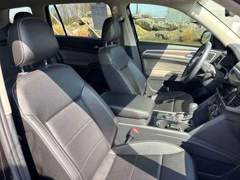 Used 2022 Volkswagen Atlas SEL AWD/4WD image 14