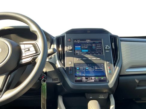 Used 2025 Subaru Forester AWD/4WD image 11