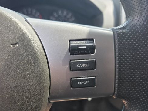 Used 2014 Nissan Frontier SV w/ SV Value Truck Package AWD/4WD image 21