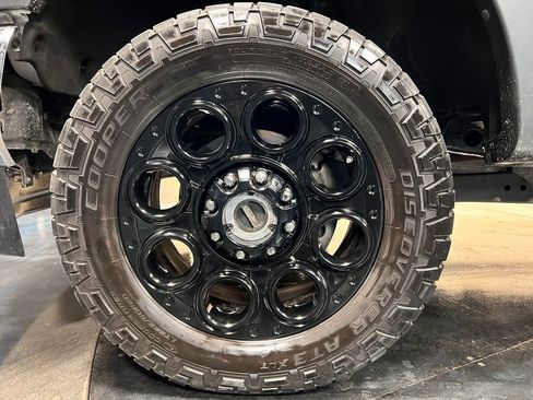 Used 2021 Ford F350 Lariat w/ Lariat Value Package image 6