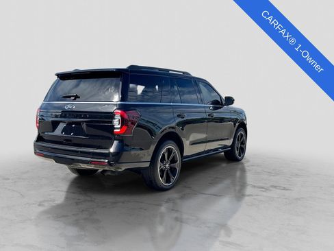 Used 2024 Ford Expedition Limited AWD/4WD image 8