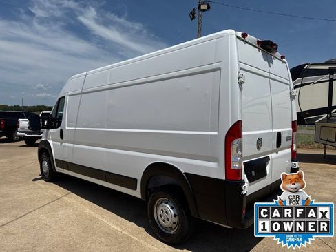 Used 2023 RAM ProMaster 2500 FWD image 5
