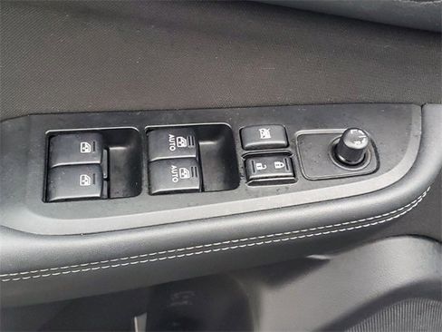 Used 2018 Subaru Outback 2.5i Premium image 16