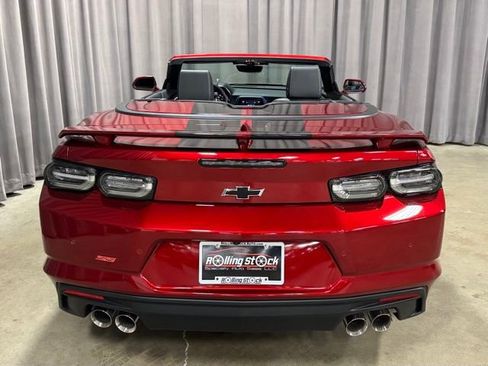Used 2023 Chevrolet Camaro SS RWD image 8