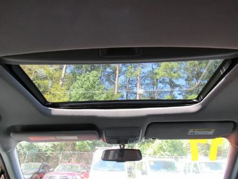 Used 2017 Honda Pilot EX-L image 24