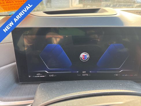 Used 2025 BMW ALPINA XB7 image 7
