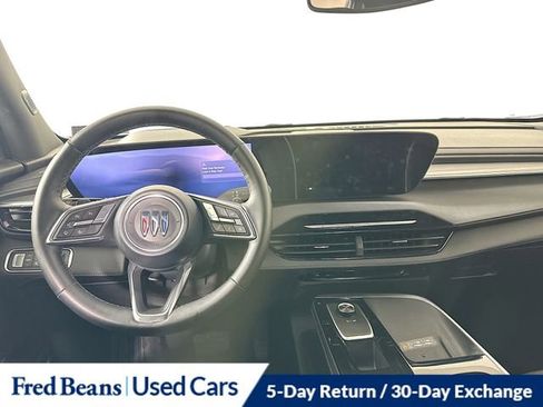 Used 2025 Buick Enclave Preferred image 24