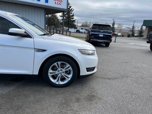 Used 2019 Ford Taurus SEL w/ Equipment Group 201A image 14