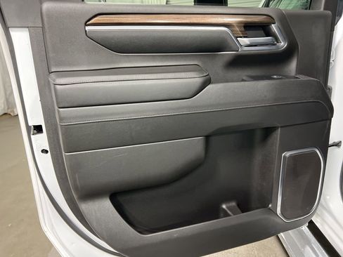 Used 2024 Chevrolet Silverado 2500 LT image 22