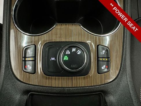 Used 2023 GMC Acadia SLE w/ Driver Convenience Package image 18