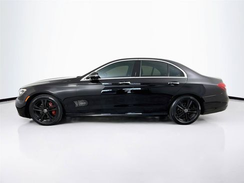Used 2023 Mercedes-Benz E 350 Sedan image 2