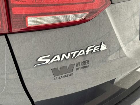 Used 2017 Hyundai Santa Fe Sport image 4