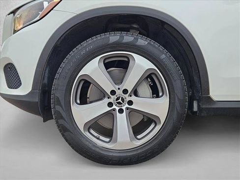 Used 2019 Mercedes-Benz GLC 300 image 23