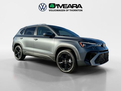 New 2026 Volkswagen Taos SEL image 7