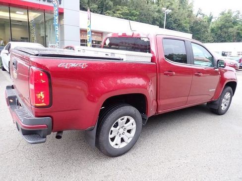 Used 2017 Chevrolet Colorado LT AWD/4WD image 3