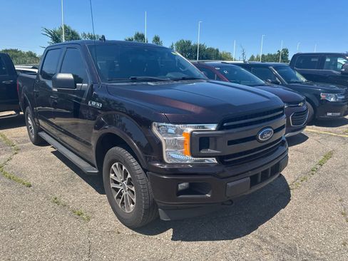 Used 2020 Ford F150 XLT w/ Equipment Group 302A Luxury AWD/4WD image 6