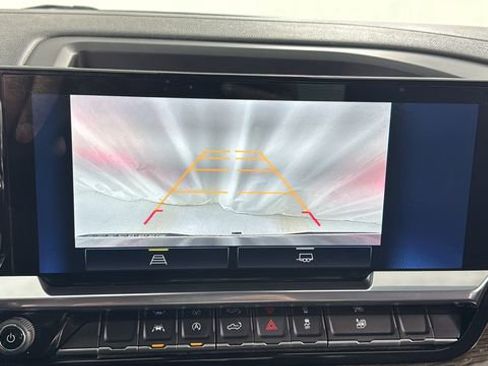 Used 2022 Chevrolet Silverado 1500 LT image 24