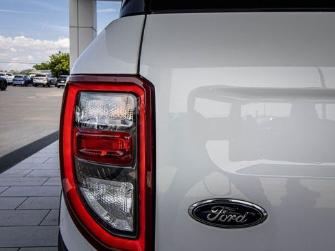 Used 2021 Ford Bronco Sport Outer Banks w/ Outer Banks Package (96D) AWD/4WD image 12
