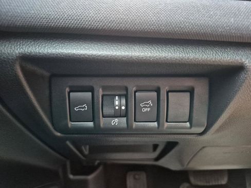 Used 2022 Subaru Outback Premium AWD/4WD image 18