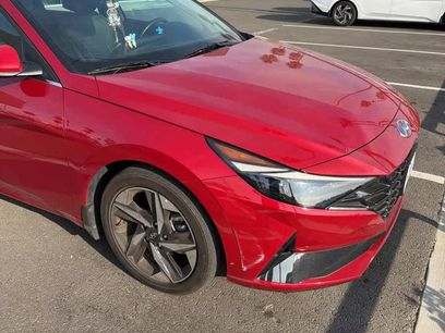 Used 2023 Hyundai Elantra Limited