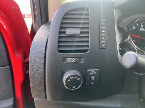 Used 2010 Chevrolet Silverado 1500 LT w/ Power Pack Plus image 17