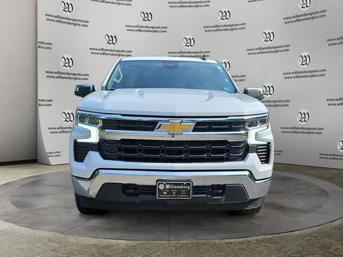 Used 2025 Chevrolet Silverado 1500 LT image 8