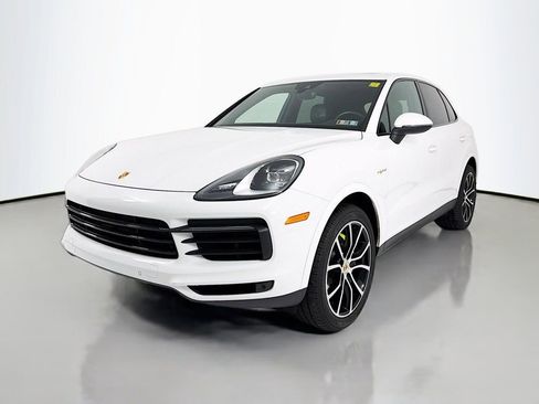 Certified 2019 Porsche Cayenne E-Hybrid AWD/4WD image 1