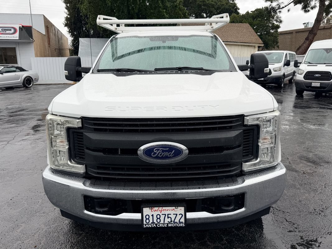 Used 2019 Ford F250 XL w/ XL Value Package RWD image 2