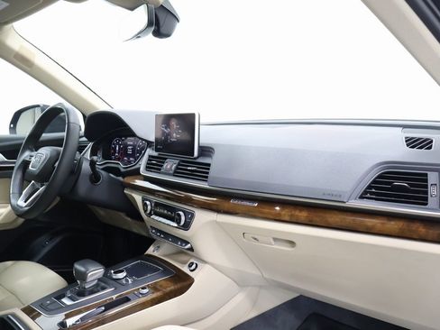 Used 2018 Audi Q5 2.0T Premium Plus w/ Premium Plus Package image 23