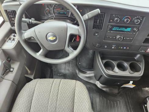 New 2025 Chevrolet Express 2500 Extended RWD image 27