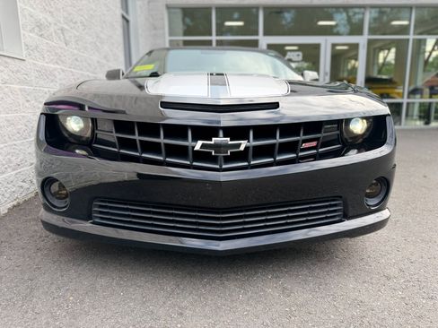 Used 2010 Chevrolet Camaro SS RWD image 8