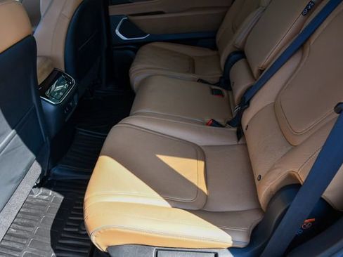 Used 2025 INFINITI QX80 Luxe AWD/4WD image 19