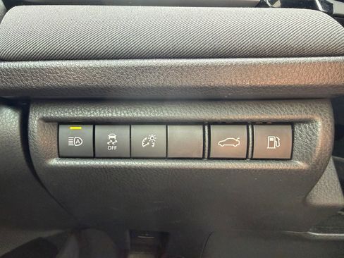 Used 2025 Toyota Camry LE FWD image 23