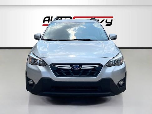 Used 2021 Subaru Crosstrek 2.0i Premium w/ Moonroof Package AWD/4WD image 2