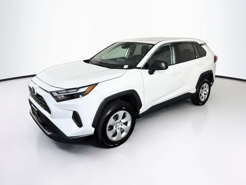 Used 2025 Toyota RAV4 LE FWD image 3