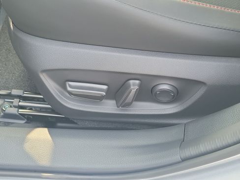New 2026 Toyota Prius Plug-In Hybrid FWD image 20