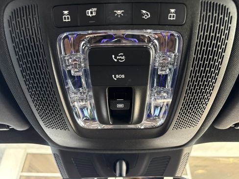Used 2023 Mercedes-Benz GLB 250 4MATIC image 22