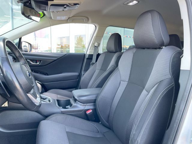 Used 2024 Subaru Outback Premium AWD/4WD image 10