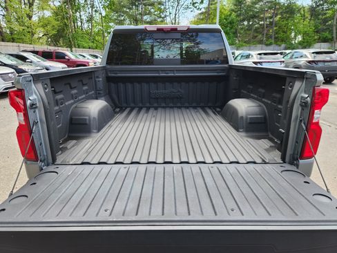 Used 2024 Chevrolet Silverado 1500 High Country w/ Technology Package AWD/4WD image 17