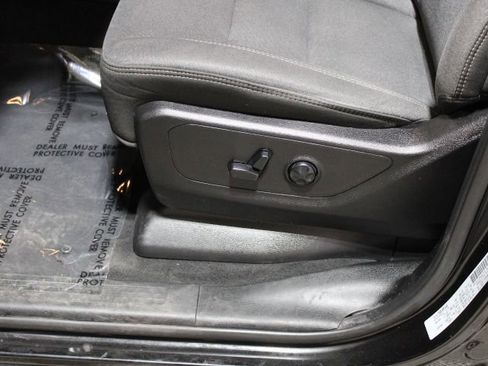 Used 2019 RAM 1500 Big Horn image 12