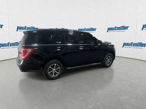 Used 2019 Ford Expedition XLT AWD/4WD image 3
