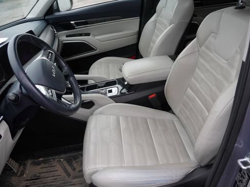 Used 2023 Kia Telluride SX Prestige AWD/4WD image 5
