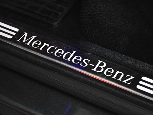 Used 2021 Mercedes-Benz G 550 image 13