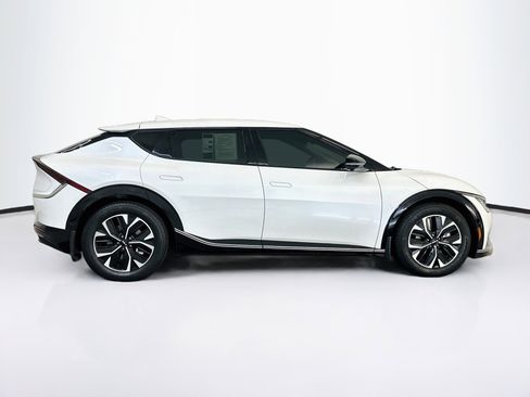 Used 2023 Kia EV6 Wind w/ Wind Technology Package AWD/4WD image 10
