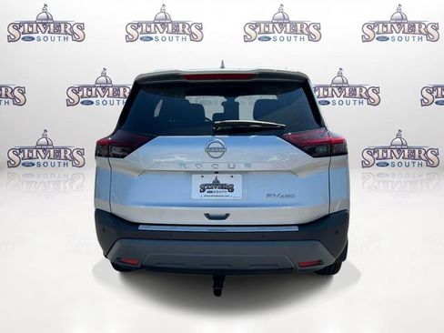 Used 2023 Nissan Rogue SV w/ SV Premium B Package AWD/4WD image 4