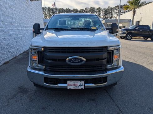 Used 2019 Ford F250 XL w/ XL Value Package image 2