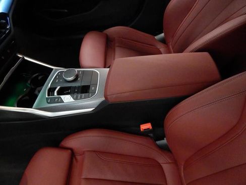 Used 2025 BMW 330i xDrive Sedan w/ M Sport Package image 18